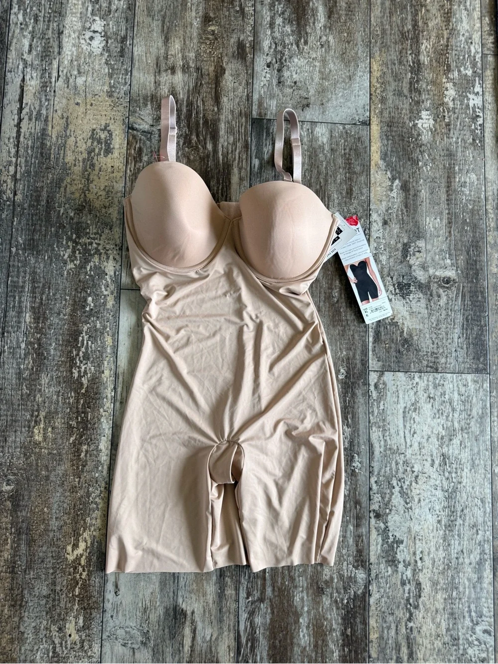 NWT Spanx red hot strapless cupped bodysuit smoother/ shaper - XL